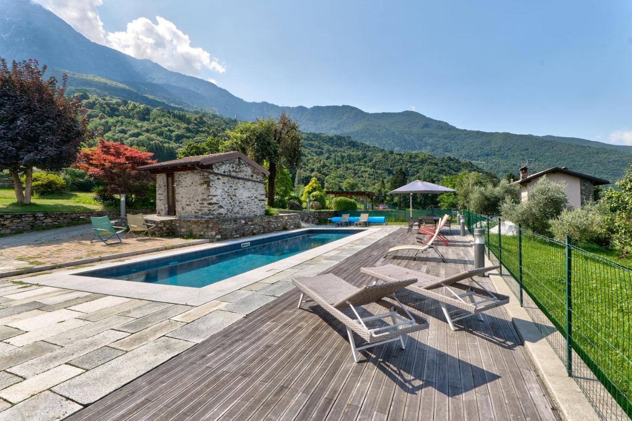 Chalet Con Piscina E Vista Panoramica Colico Bagian luar foto